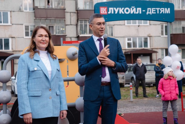 В Усинске открыли новую универсальную площадку «ЛУКОЙЛ – детям!»