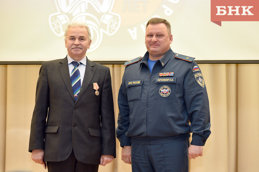 PIL_3046.jpg PIL_3046.jpg