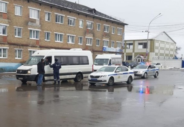В Сыктывкаре арестовали два автобуса