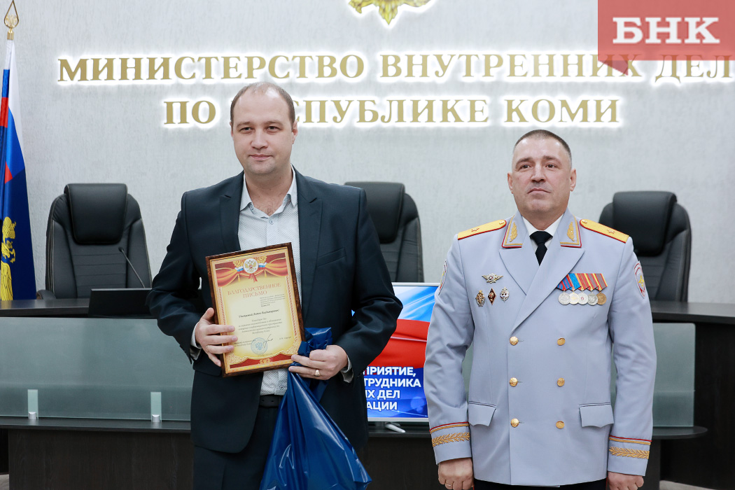 BOB_1311.jpg BOB_1311.jpg