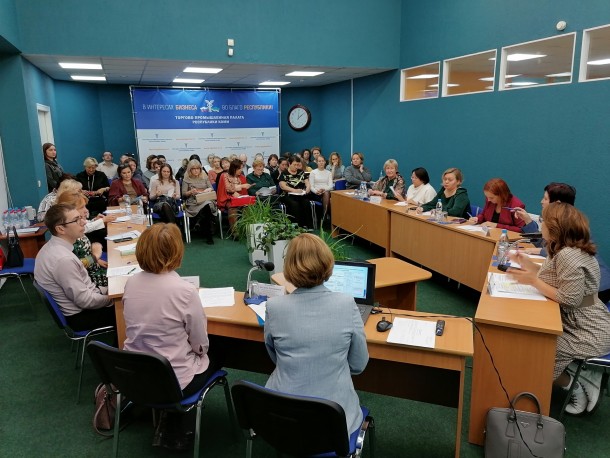 На площадке ТПП Коми налоговики ответили на вопросы бизнеса о переходе на единый налоговый счет