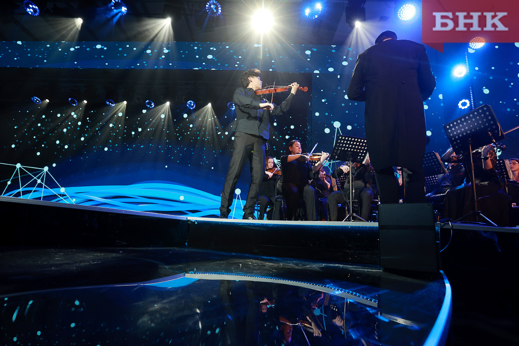 BOB_7222.jpg BOB_7222.jpg