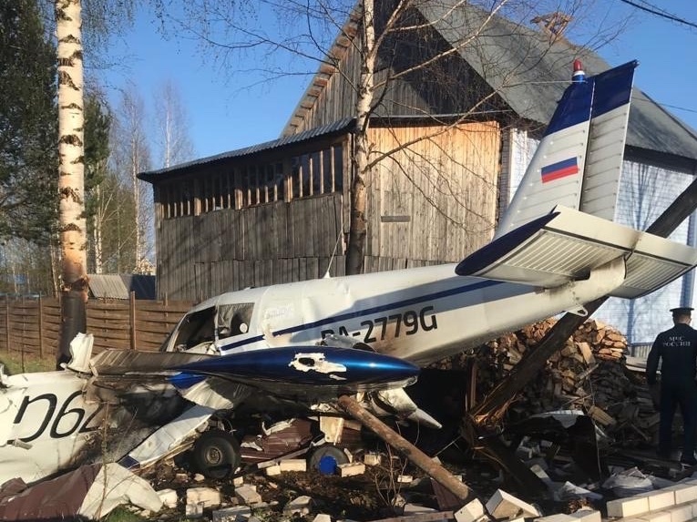 Транспортная прокуратура организовала проверку после падения самолета в Коми