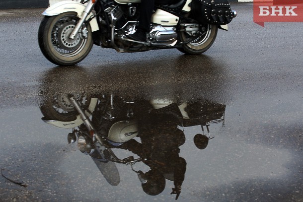 На ухтинской трассе погиб мотоциклист