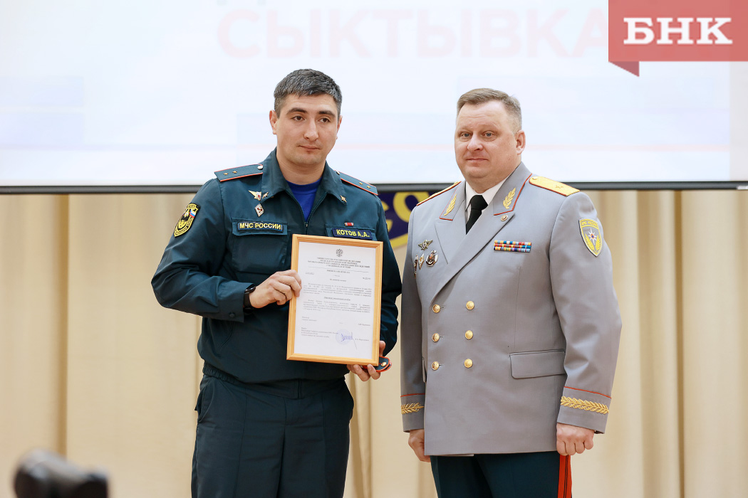 BOB_8025.jpg BOB_8025.jpg