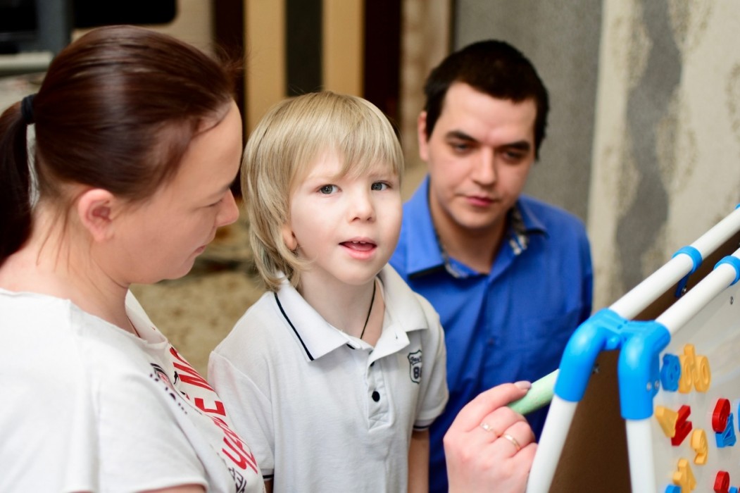 В Коми призывают помочь пятилетнему мальчику обрести слух