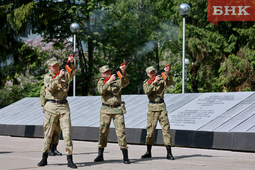 BOB_6525.jpg BOB_6525.jpg