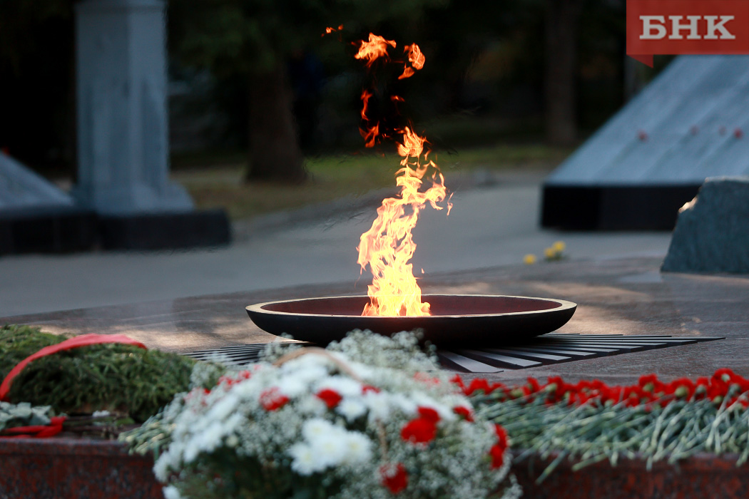 BOB_6813.jpg BOB_6813.jpg