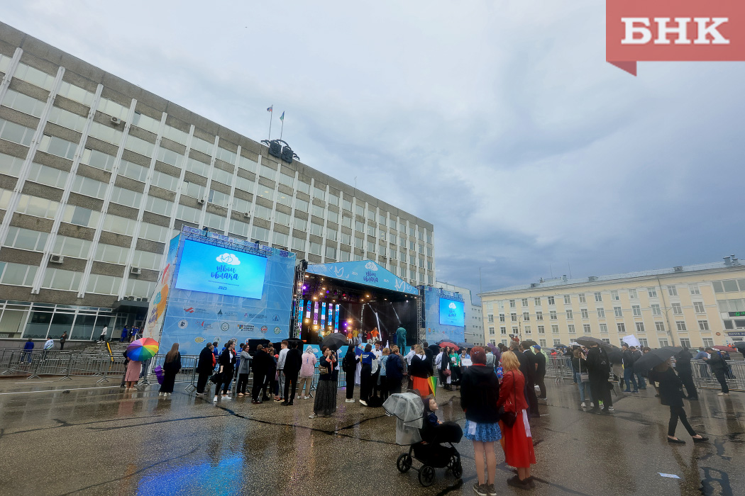 BOB_9977.jpg BOB_9977.jpg