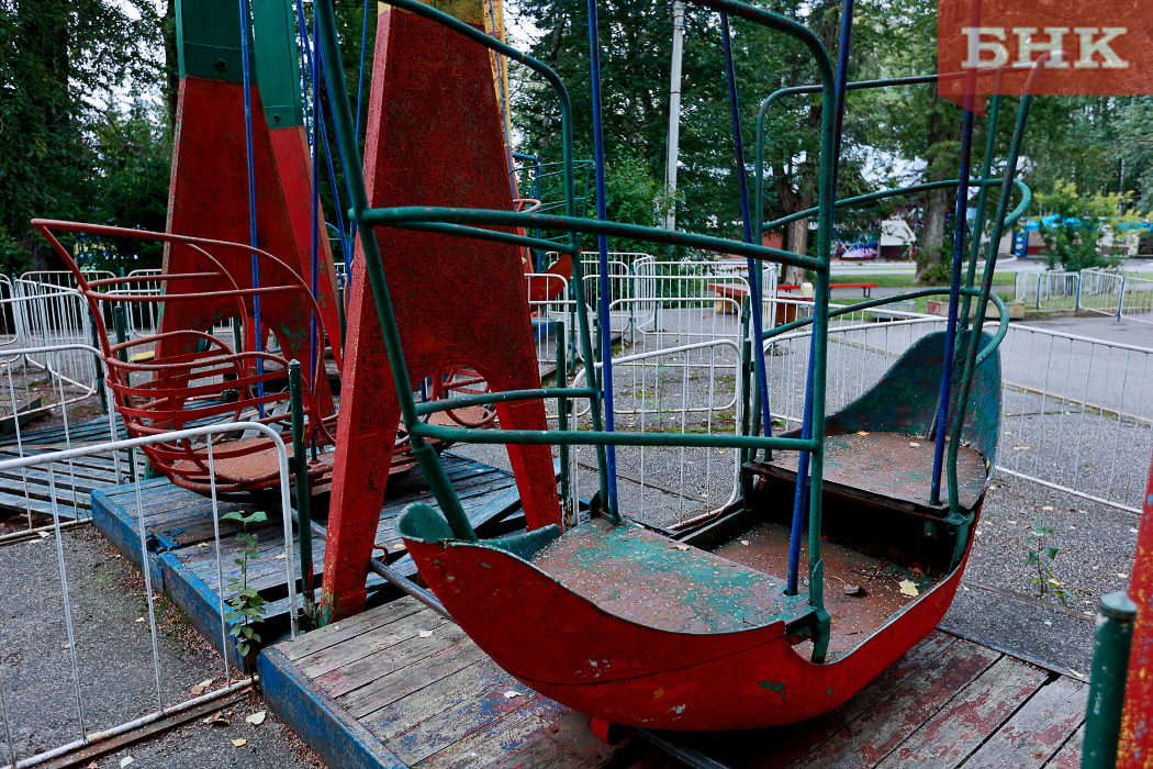 Лодка викингов, лошадки и колесо обозрения: каким будет парк аттракционов в Сыктывкаре