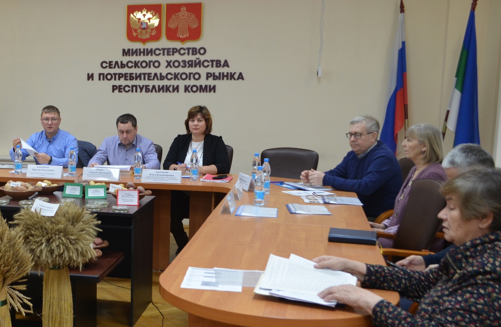 gvbWFcEa6x8.jpg gvbWFcEa6x8.jpg