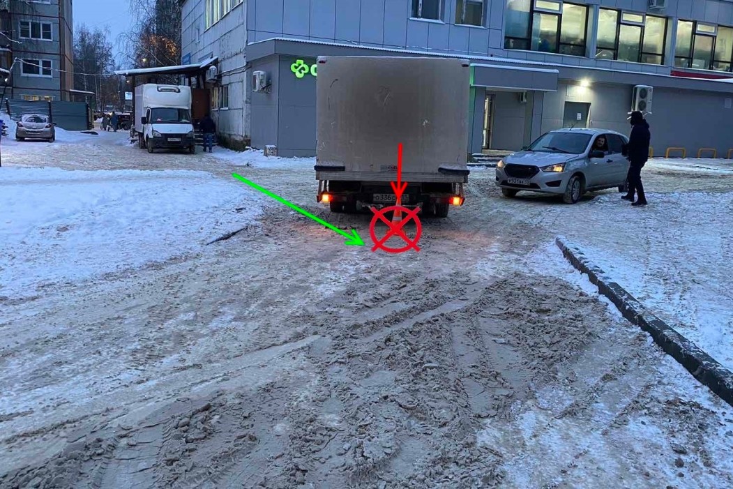 В Сыктывкаре 89-летнюю женщину сбил фургон