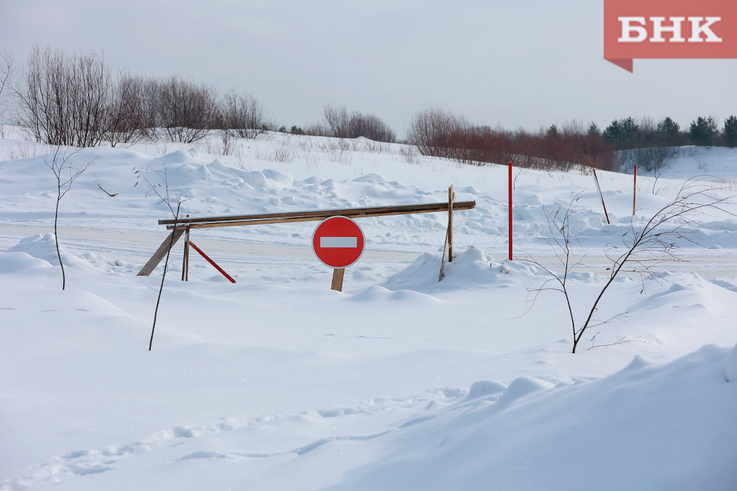 В Усинске открыли зимник в отдаленные села