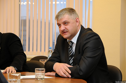 YUR_7131.jpg YUR_7131.jpg