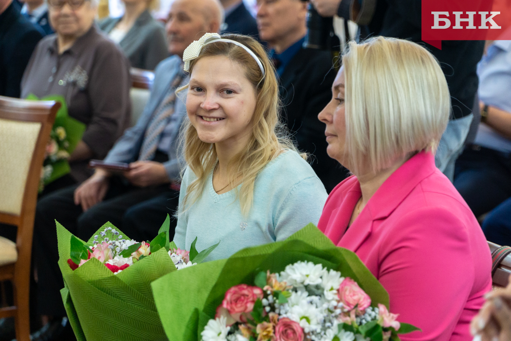 DSC00989.jpg DSC00989.jpg