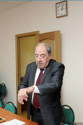 KIR_4893.jpg KIR_4893.jpg