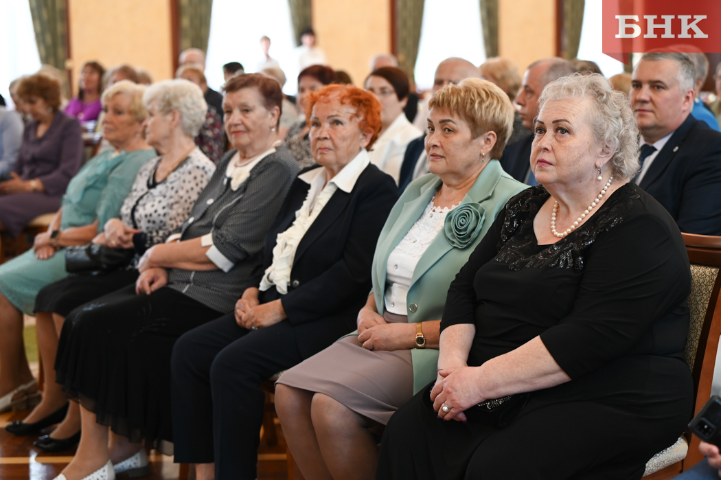 Z06_4985.jpg Z06_4985.jpg