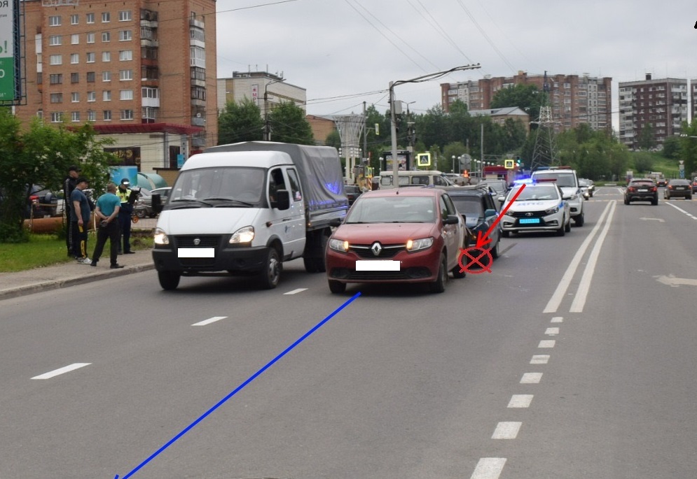 В Ухте в столкновении ВАЗа и Renault пострадал мужчина