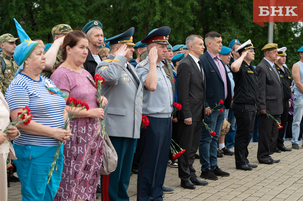 Z06_5773.jpg Z06_5773.jpg