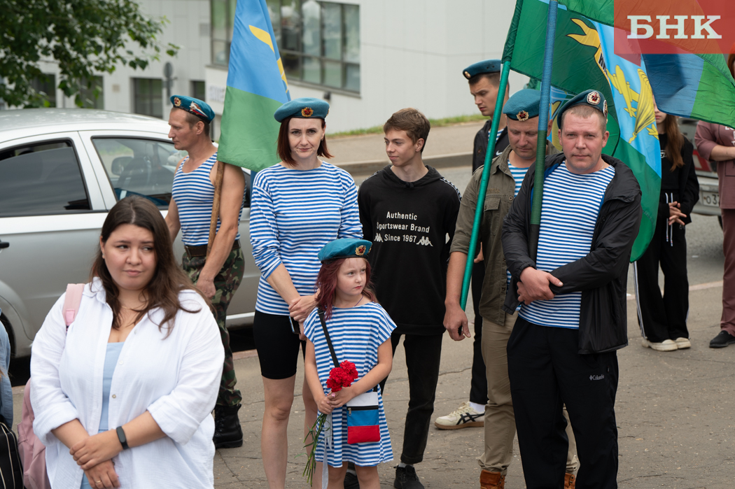 Z06_5852.jpg Z06_5852.jpg