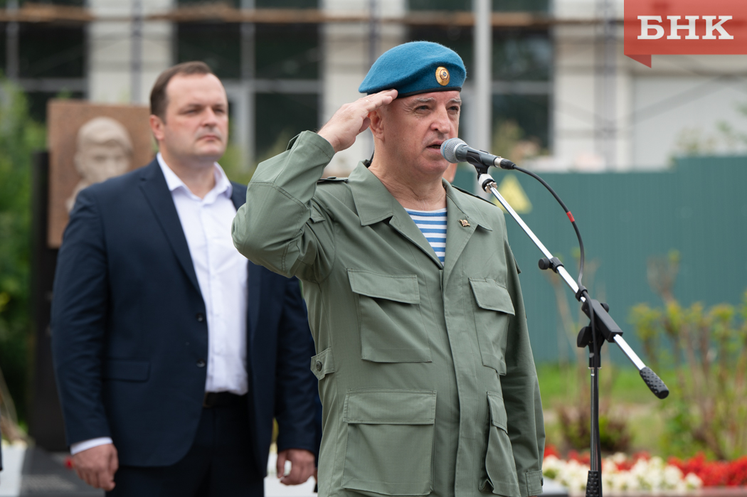 Z06_5902.jpg Z06_5902.jpg