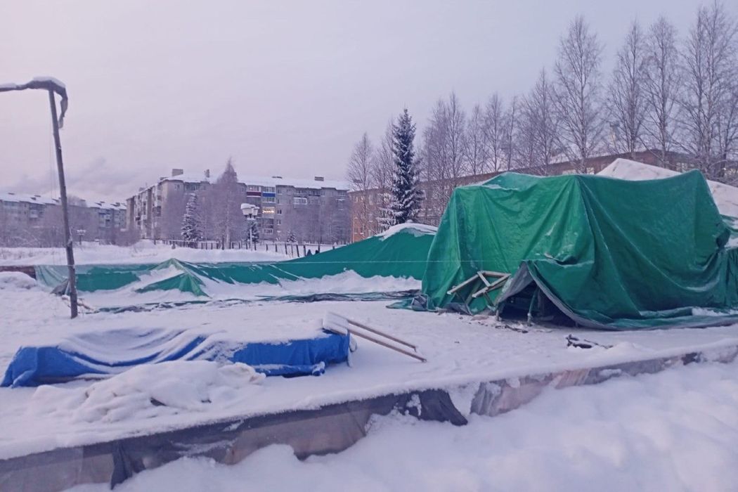 В Троицко-Печорске за полгода не успели сделать детскую площадку