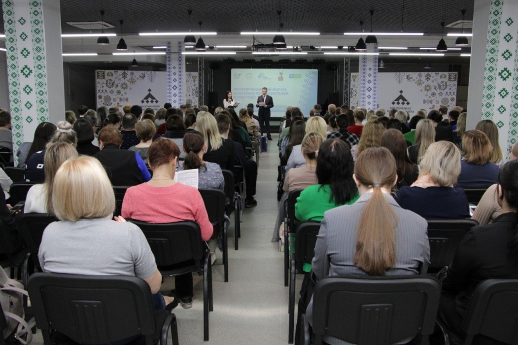 Педагоги из Ровеньков поделились с коллегами из Коми опытом патриотического воспитания школьников