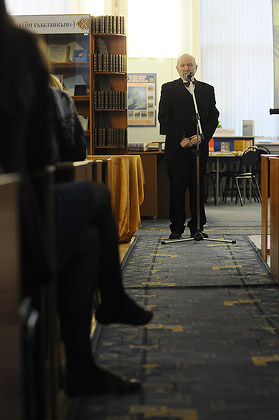 KIR_0819.jpg KIR_0819.jpg