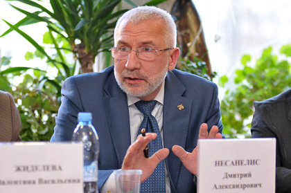 KAB_4796.jpg KAB_4796.jpg