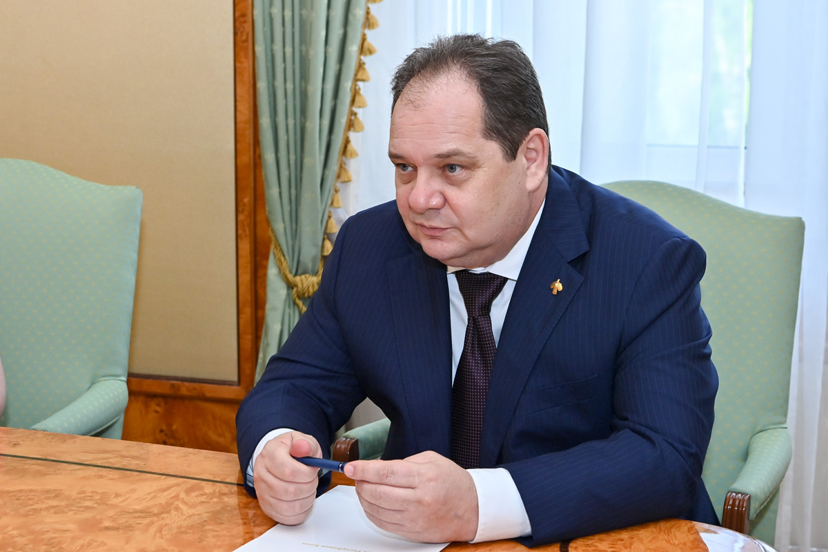 vstrecha_s_vibornih_i_spektorom_16_jpg_2025-06-12_01-18-12_optimize.jpg