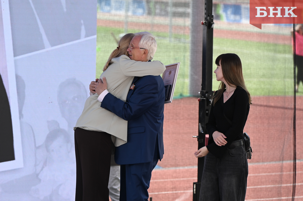 Z06_0352.jpg Z06_0352.jpg