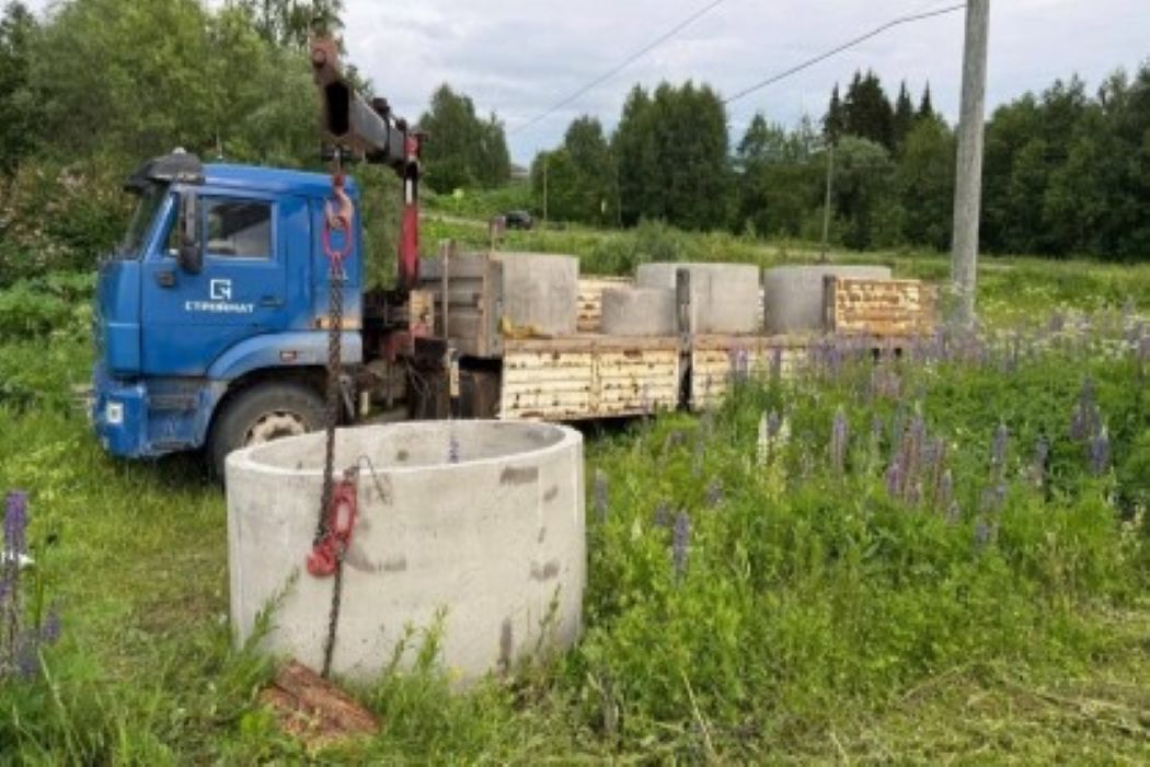 В Корткеросском районе железобетонное кольцо раздавило мужчину