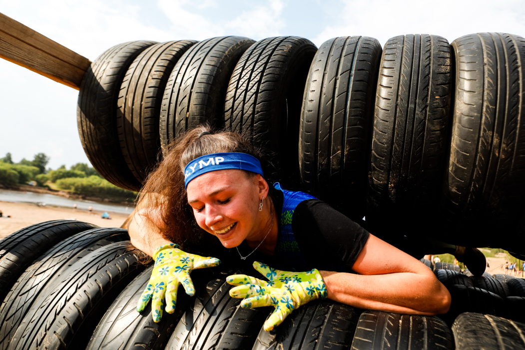 Бег по горячим пескам северного пляжа: в Сыктывкаре при поддержке «Ростелекома» прошла гонка «Одни из нас»