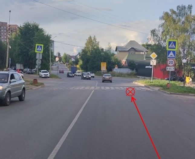 На дорогах Сыктывкара пострадали велосипедист и самокатчик