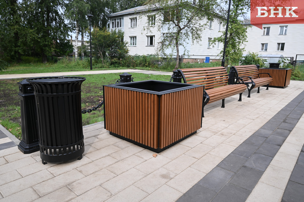 Z06_0372.jpg Z06_0372.jpg