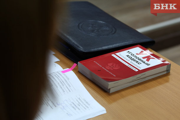 Воркутинка до смерти избила сожителя, который не оценил ее вокал