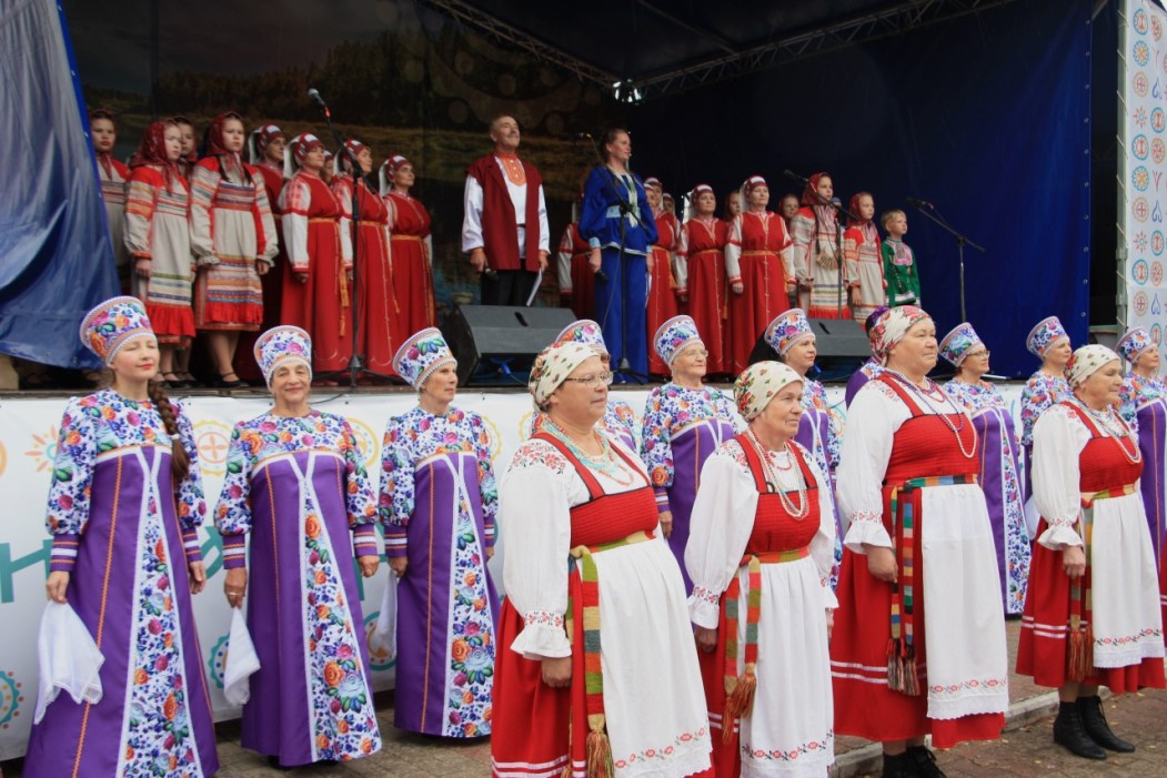 «Легенды народного творчества»: артисты и мастера Прилузского и Ижемского районов завершили серию летних концертов