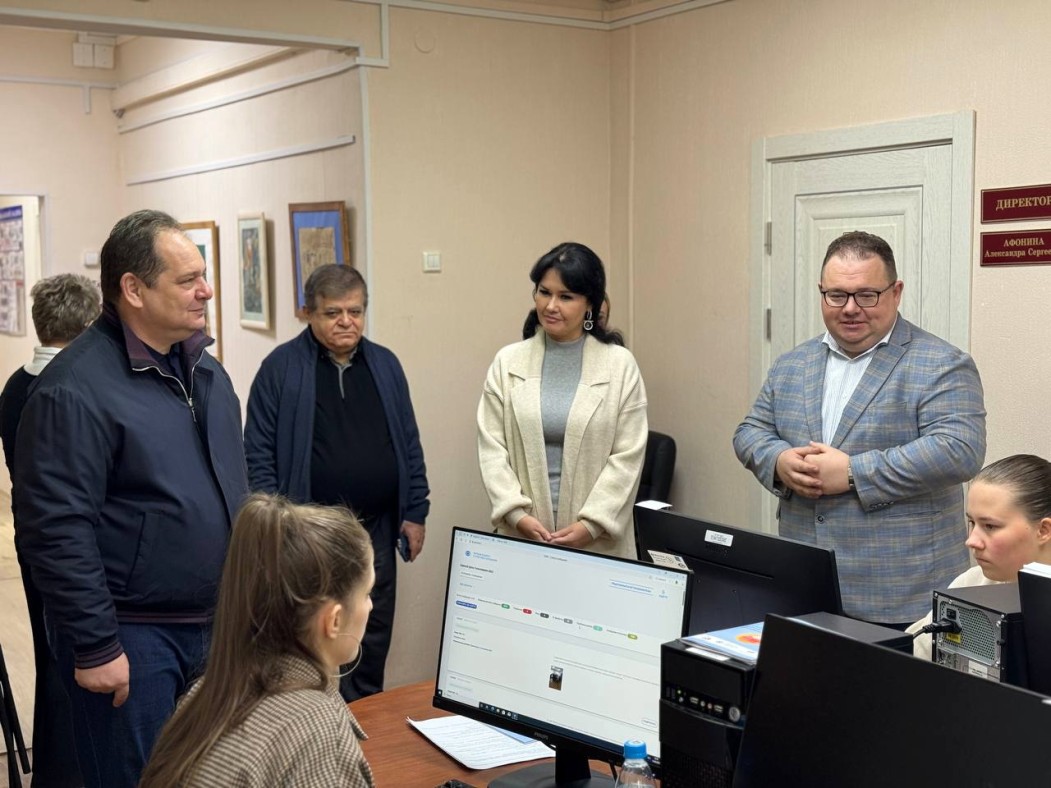 Ростислав Гольдштейн посетил Региональный центр общественного наблюдения