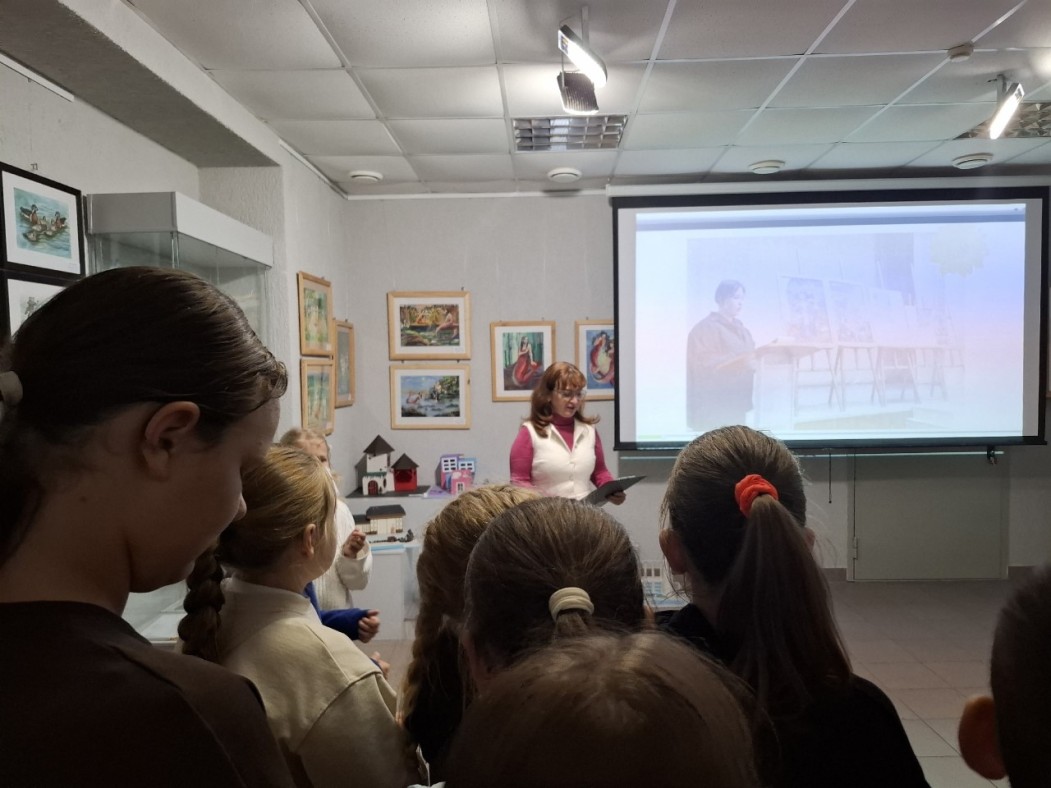 В Детской школе искусств состоялось торжественное открытие выставки «Взгляд выпускника»!