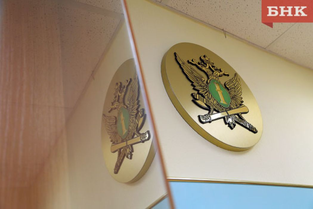 За работу приставов с должников хотят взимать больше денег