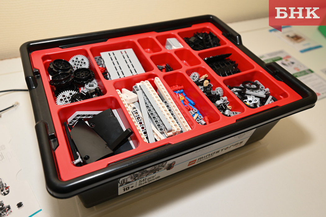 Z06_0113.jpg Z06_0113.jpg