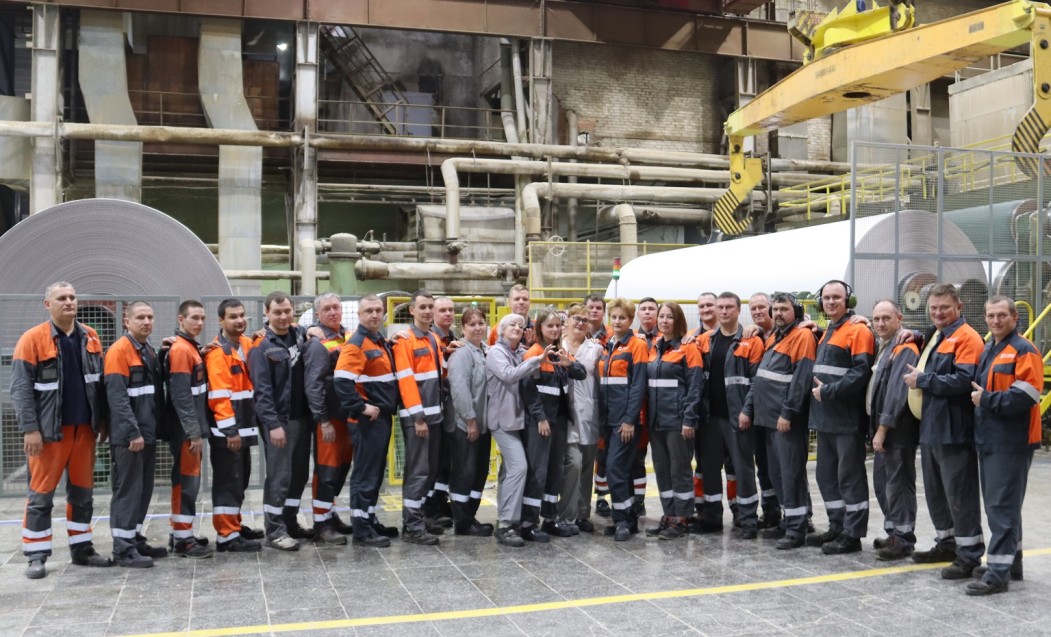 Бумагоделательной машине №15 СЛПК исполнилось 40 лет