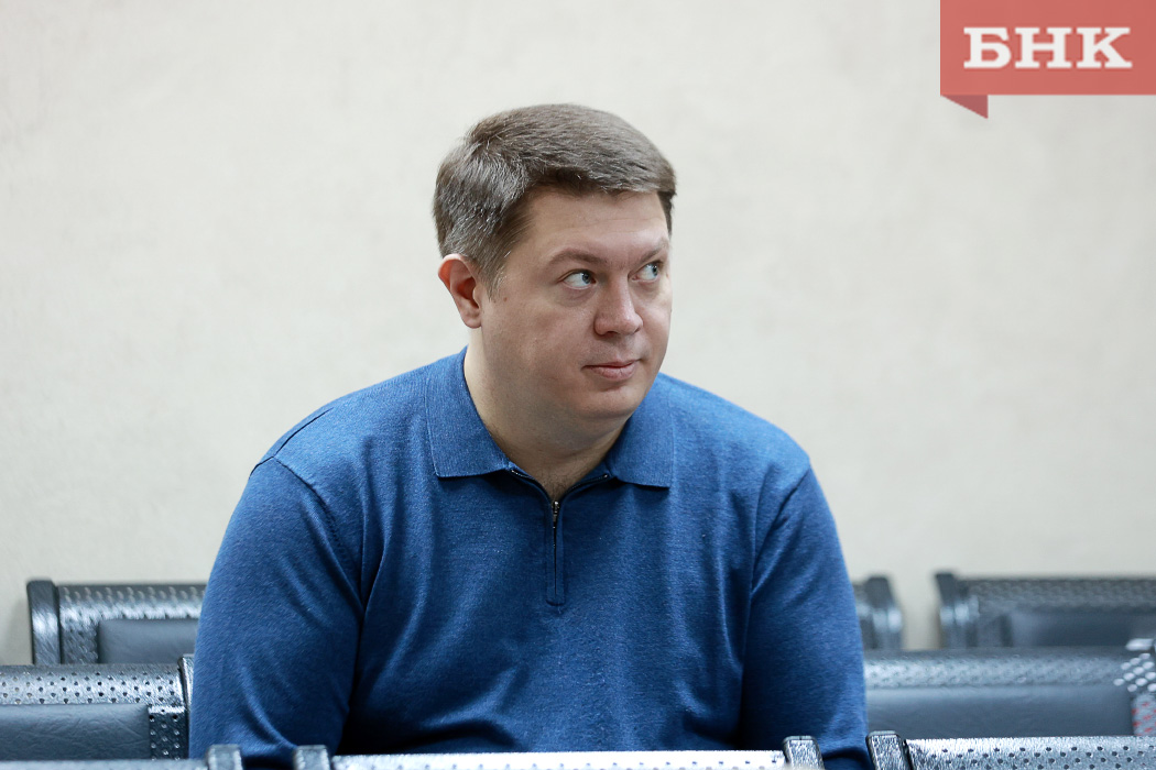 В суде раскрыли новую причину, почему бывший политтехнолог Максим Минеев выпил во время принудительных работ