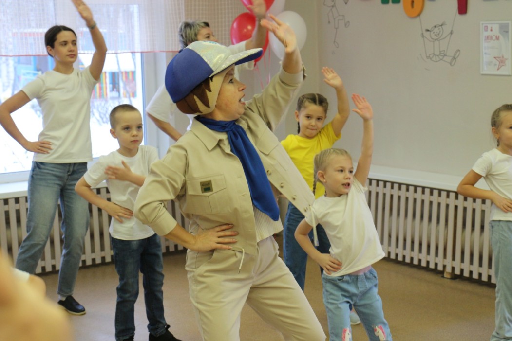 В детском саду Яреги открыли веревочный парк и скалодром