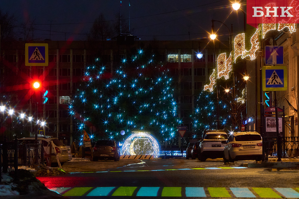Фотовзгляд БНК: предновогодний Сыктывкар