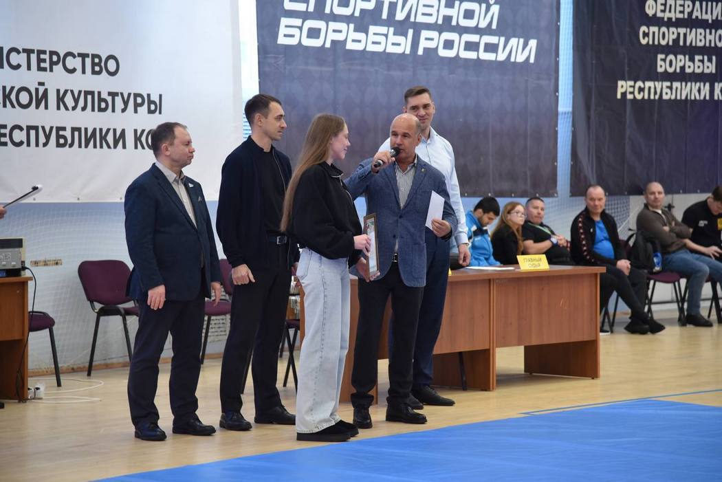 photo_2025-12-06_12-19-00.jpg photo_2025-12-06_12-19-00.jpg