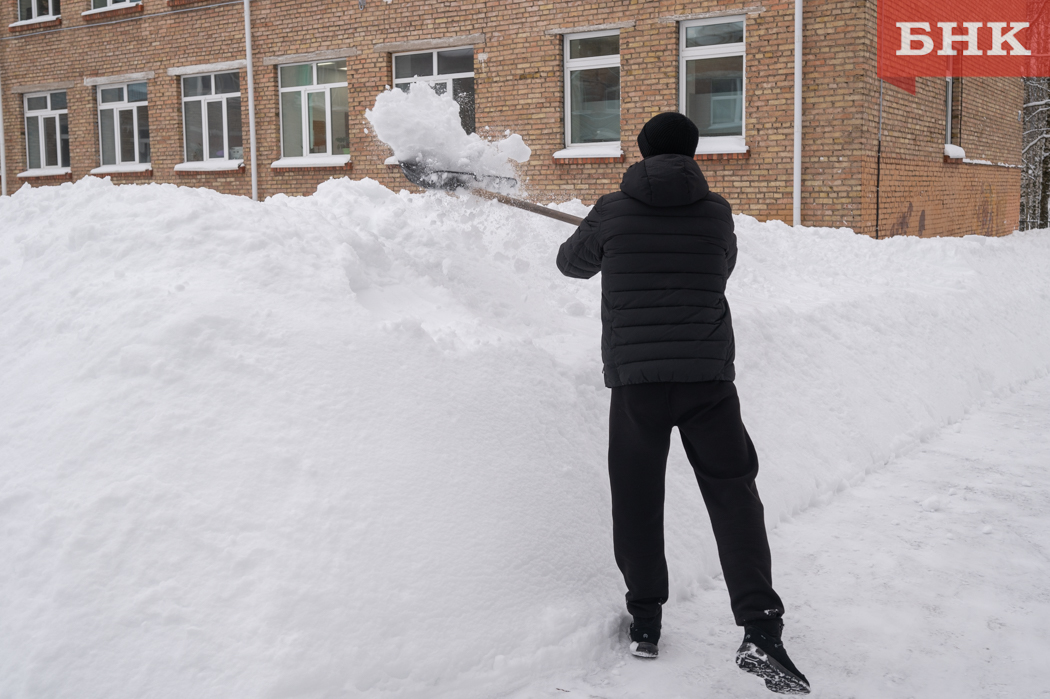 В Коми прогнозируют ветреный и снежный день