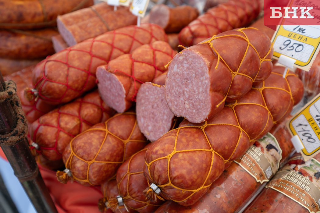 За неделю в Коми подорожали колбасы, огурцы и подгузники