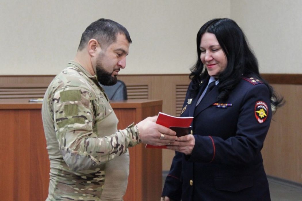 В Сыктывкаре шесть иностранцев приняли присягу на верность России