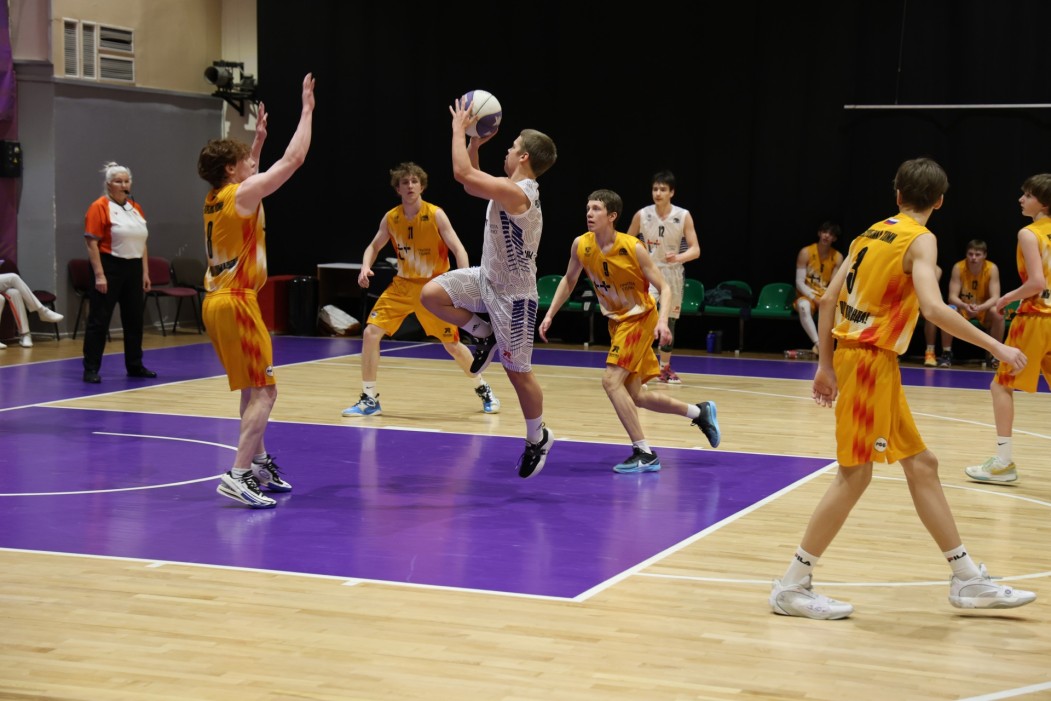 В Коми при поддержке «Т Плюс» определили лучшие школьные баскетбольные команды
